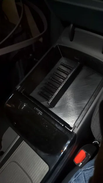 Khay Hộc Kéo (Tray) Hyundai Tucson NX4 FL 2025 - Image 1