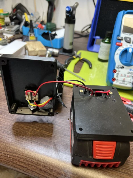 Đèn công trường dùng pin Bosch Professional 18V - Image 16