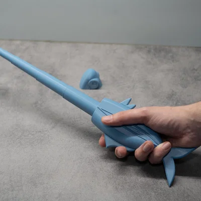 Mô hình chú cá kiếm thu gọn (Fish - Collapsing Sword) độc đáo