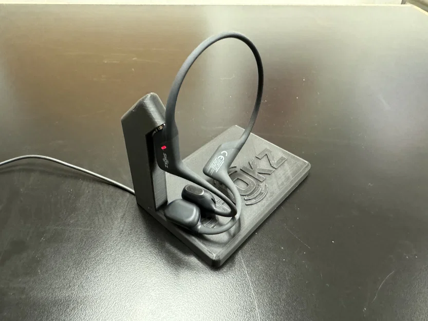 Giá đỡ sạc SHOKZ OpenRun Pro (Charging Stand) - Image 1