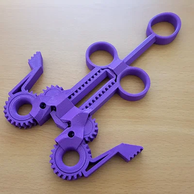 Predator Action Pliers: Kìm gắp cơ khí độc đáo in 3D