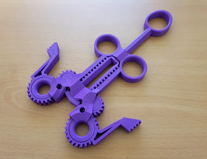 Predator Action Pliers: Kìm gắp cơ khí độc đáo in 3D - Image 11