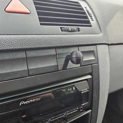 Giá đỡ điện thoại trên taplo Skoda Fabia 1 (1999–2007)