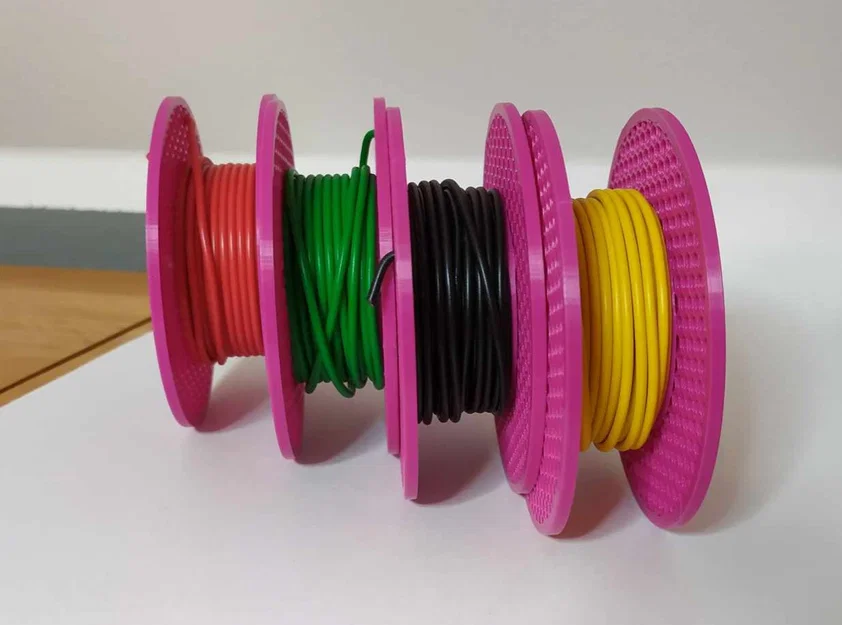 Cuộn dây cáp (Cable Spool) nhỏ gọn tiện lợi cho góc làm việc - Image 1