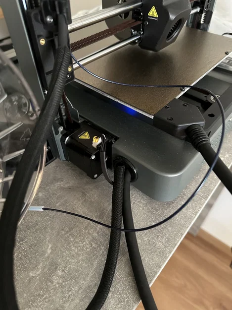 Ender 3 v3 CoreXZ Anti Tangle Filament clips hông spool holder (PTFE tube) - Image 3