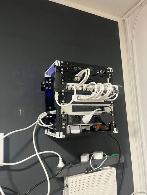 Adapter gắn tường cho rack 10-inch (10-inch rack wall-mount adapter) - Image 2