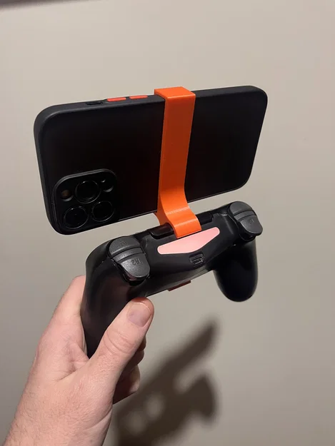 Giá đỡ điện thoại iPhone 13 Pro Max gắn tay cầm PS4 (In 3D) - Image 2