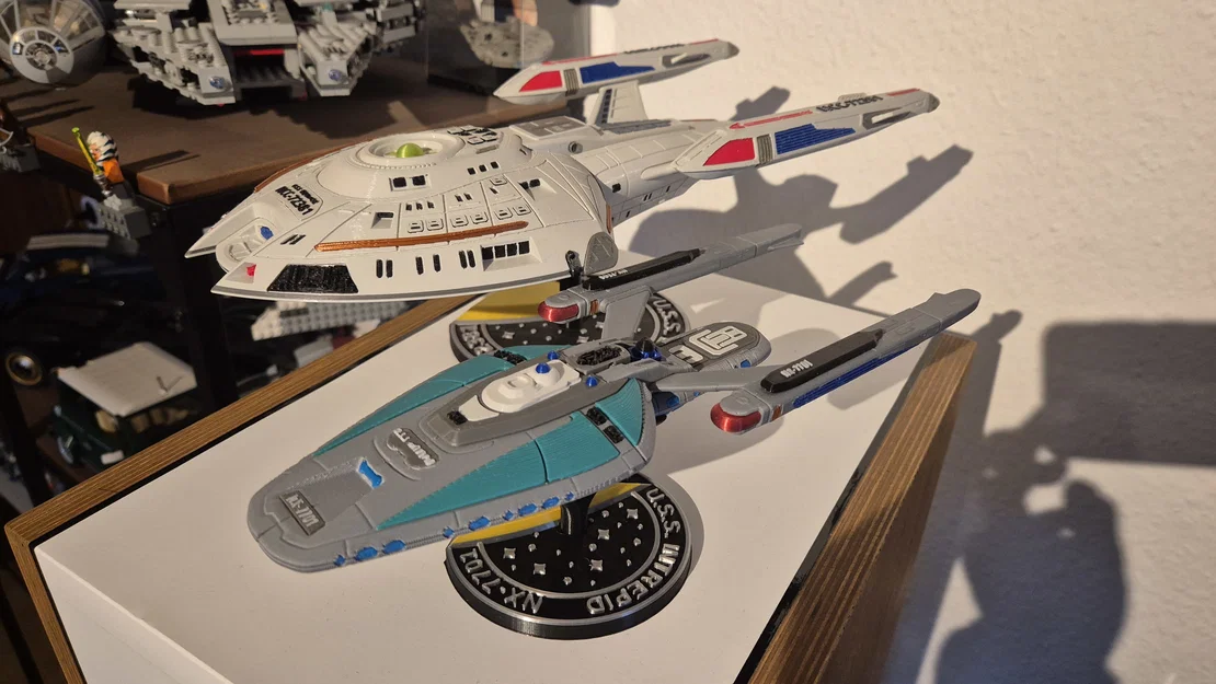 Mô hình phi thuyền 3D Concept-Ship U.S.S. Intrepid phong cách Star Trek - Image 1