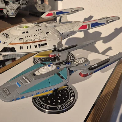 Mô hình phi thuyền 3D Concept-Ship U.S.S. Intrepid phong cách Star Trek