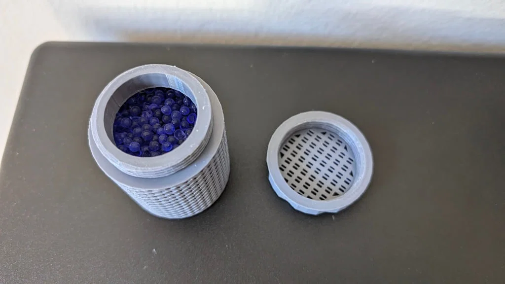 Hộp Silica Gel Gắn Trong Spool (hỗ trợ hạt nhỏ) - Image 1