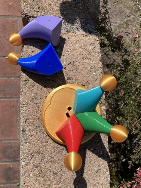 Nón Hề (Jester Hat) cho Người Tuyết Khổng Lồ - Image 4