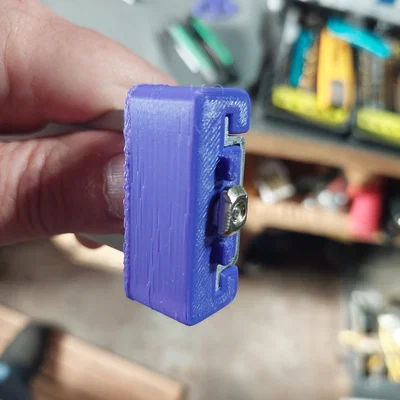 Ngàm gắn DIN Rail cho nhôm định hình 2020 (2020 DIN Rail mount)