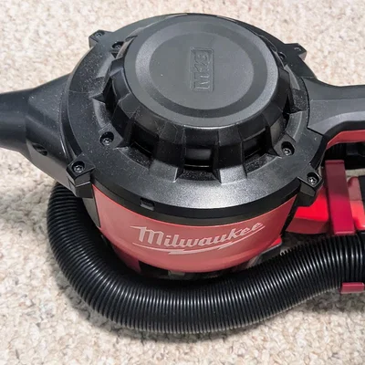 Kẹp giữ ống hút máy hút bụi cầm tay Milwaukee M18 (File in 3D)
