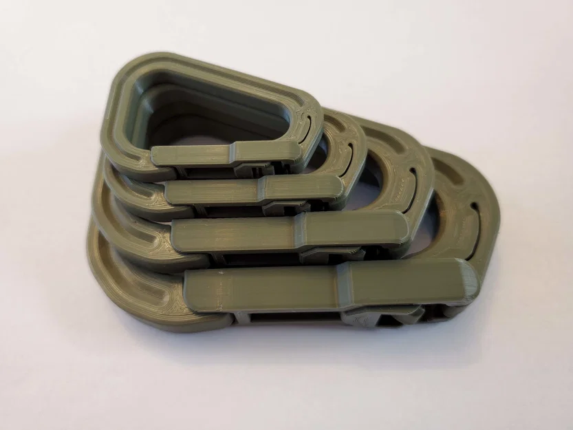 Simple Carabiner (Carabiner đơn giản) - Image 1