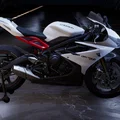 2017 Triumph Daytona 675R - Thumbnail 1