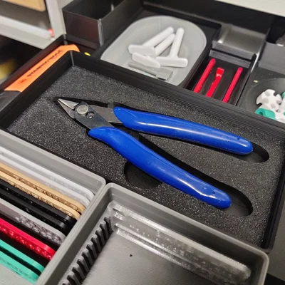 Hộp Gridfinity đựng kềm (2x4x3) dạng stackable