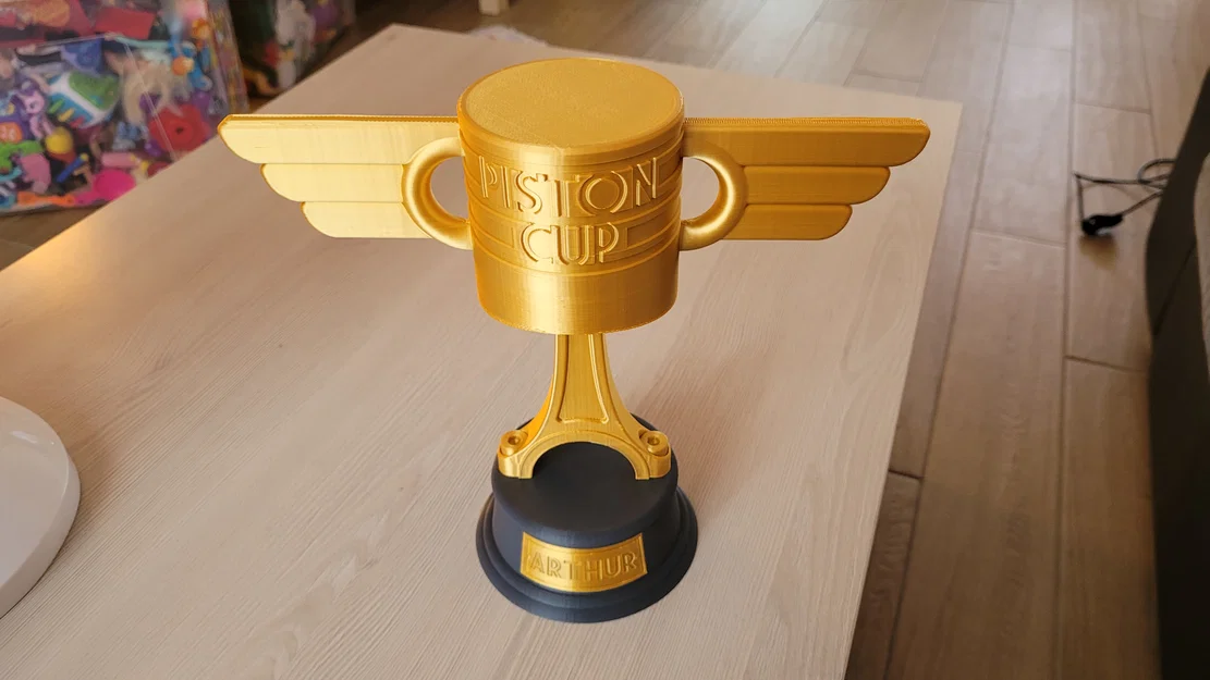 Cúp Piston Cup (Piston Cup Trophy Replica) - Image 2