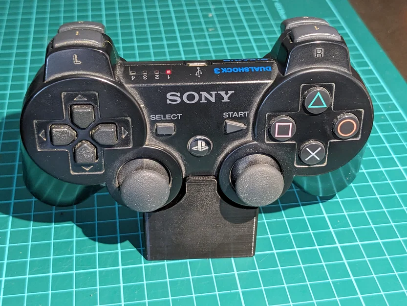Chân đế đơn giản cho tay cầm PS3 Dualshock 3 - Image 1