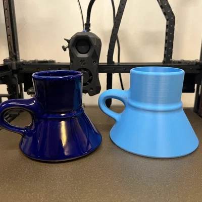 Koozie lon kiểu ly Raktajino (Star Trek)