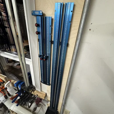 Giá treo tường dọc cho TSO Parallel Guide Rail (Wall Holders Vertical)