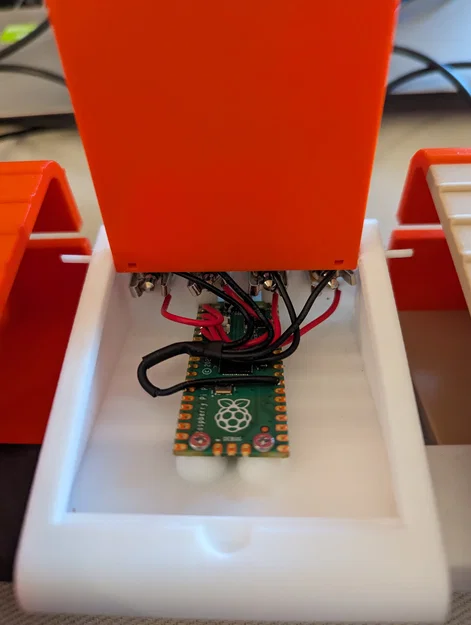 Bàn đạp chân và Bộ điều khiển (Foot Pedal and Controller) - Image 5