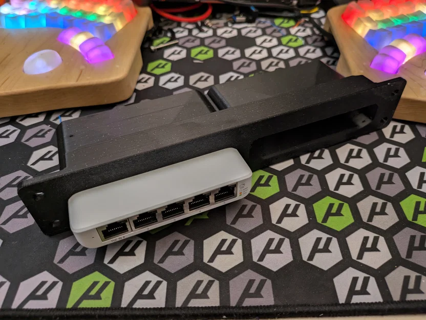 Khung giá đỡ Unifi Switch Flex Mini cho tủ rack 10-inch - Image 1