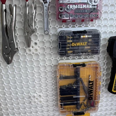 Móc treo hộp dụng cụ Dewalt Tough Case cho Multiboard