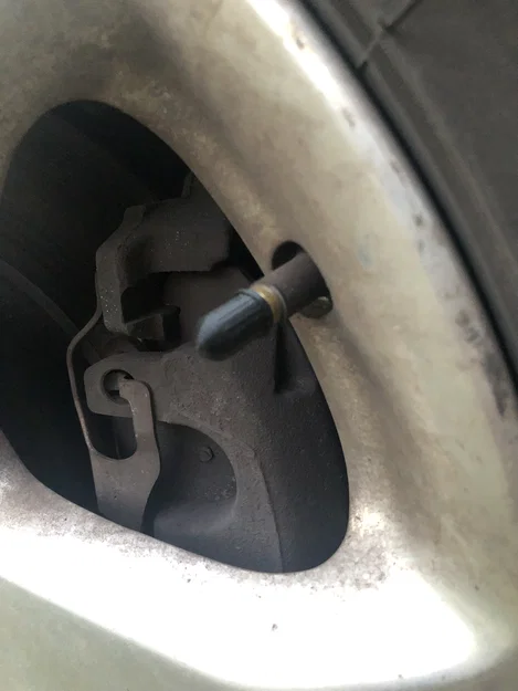 Nắp van bánh xe đa năng cho ô tô và xe đạp (Universal Valve Cap) - Image 3