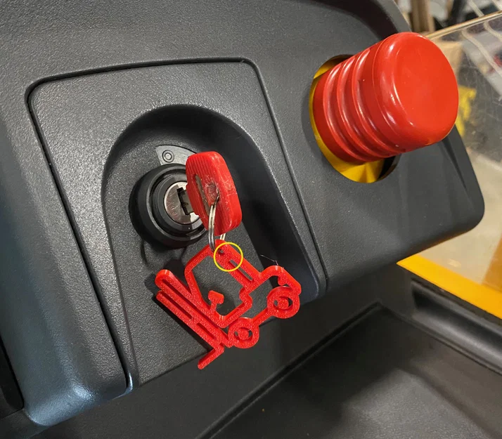 Móc khóa xe nâng (Forklift Keychain – Gabelstapler Schlüsselanhänger) - Image 1