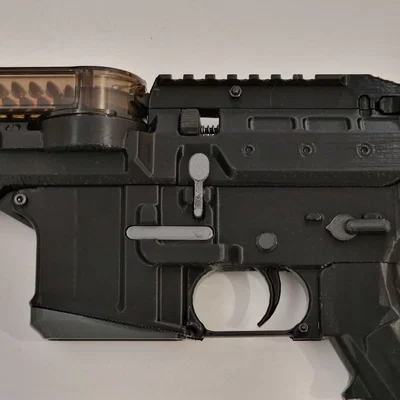Prop AR-57 kiểu AR-57 (có parts chuyển động, gắn vừa magazine Airsoft P90)