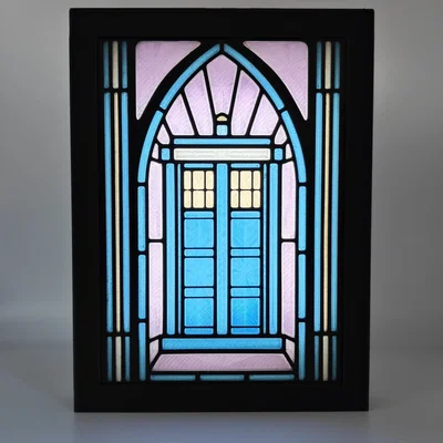 Hộp Đèn Kính Màu TARDIS của Doctor Who