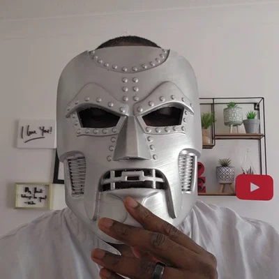 Mô hình mặt nạ Dr. Doom 3D in - Phụ kiện cosplay Marvel cực chất