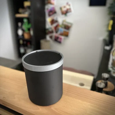 Thùng Rác Để Bàn Mini In 3D: Thiết Kế Tối Giản, Tiện Lợi
