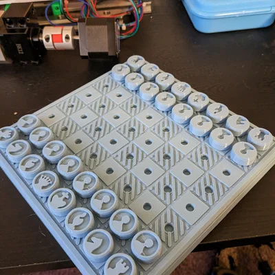 Bàn Cờ Vua Du Lịch In 1 Vật Liệu (Single Material Travel Chess Board)