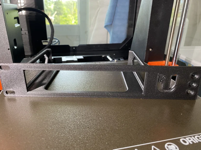 Khung gắn Unifi Switch 8 & US-8-60W cho tủ Rack 19 inch - Image 3