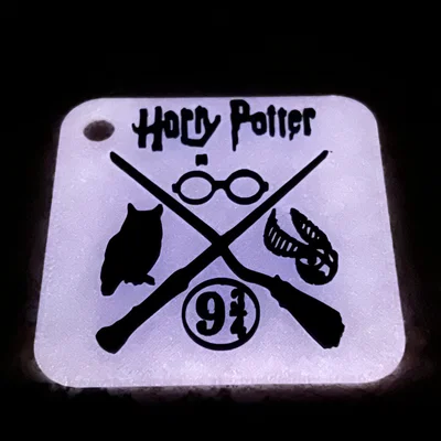 Móc khóa Harry Potter 3D: Phụ kiện phép thuật dành cho fan hâm mộ