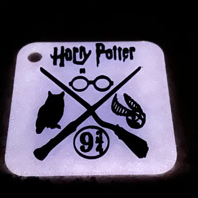 Móc khóa Harry Potter 3D: Phụ kiện phép thuật dành cho fan hâm mộ