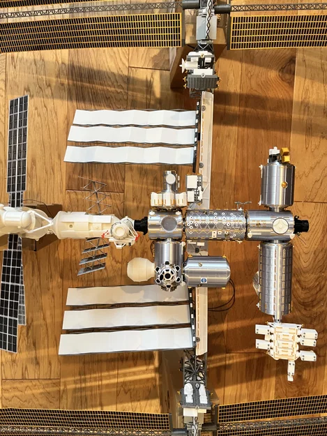 Mô hình Trạm Vũ trụ Quốc tế (International Space Station) tỉ lệ 1/100 - Image 4