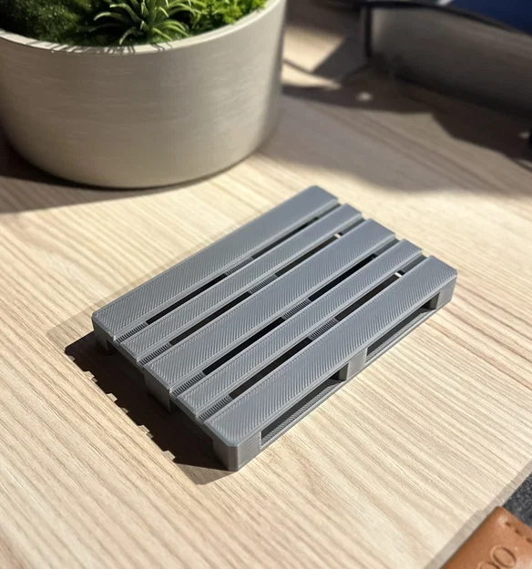 Mô hình Euro Pallet thu nhỏ tỷ lệ 1:10 - Thiết kế in 3D không cần support - Image 1