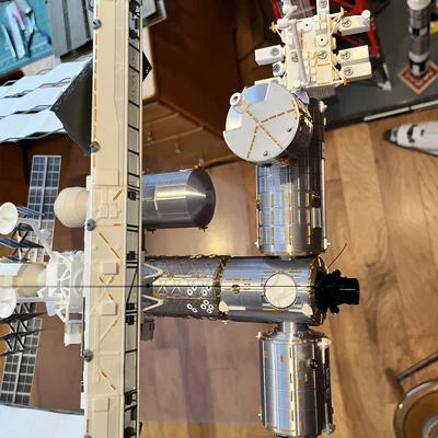 Mô hình Trạm Vũ trụ Quốc tế ISS - Phân đoạn USOS tỷ lệ 1/100