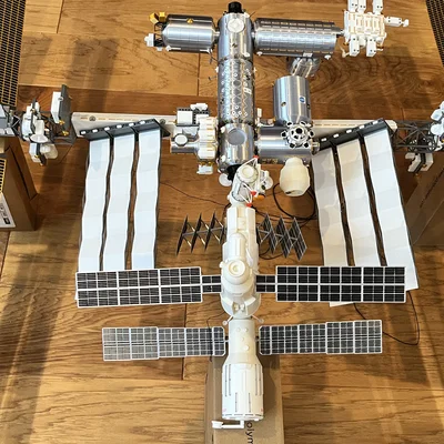 Mô hình Trạm Vũ trụ Quốc tế ISS - Phân đoạn USOS tỷ lệ 1/100