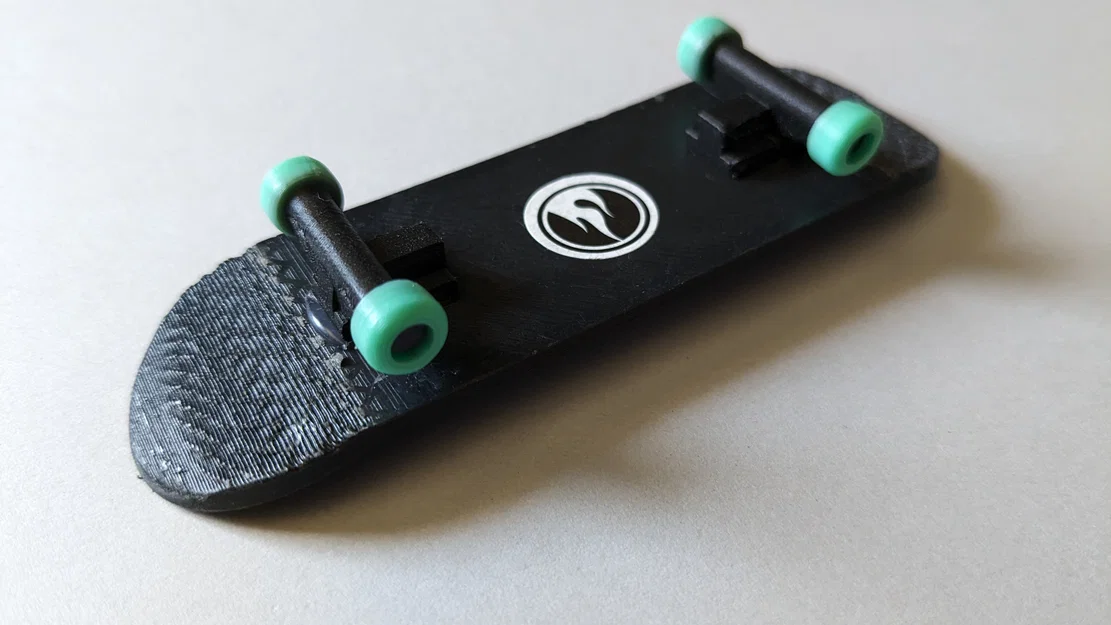 Fingerboard Skateboard - Image 5