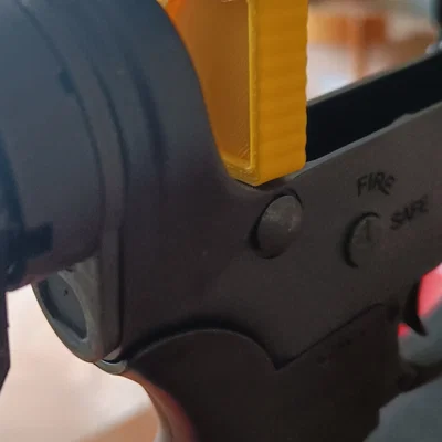 Dụng cụ hỗ trợ vệ sinh AR15 in 3D tiện lợi