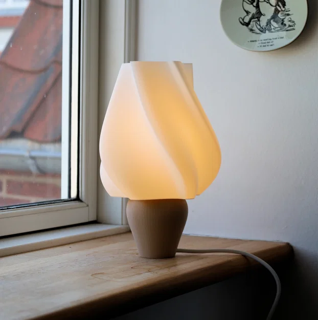 Lamp V1 – Đèn để bàn đơn giản (Simple Nightstand Lamp) - Image 1