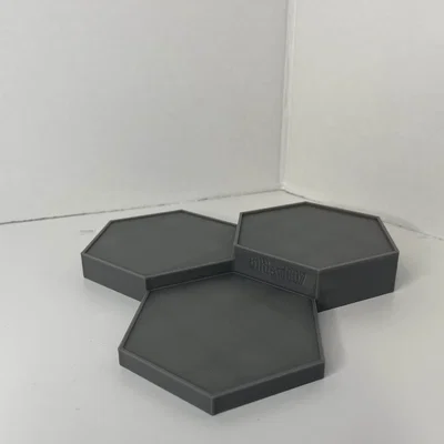 Đế trưng bày 3 mô hình hành động (Tripple Action Figure Stand)