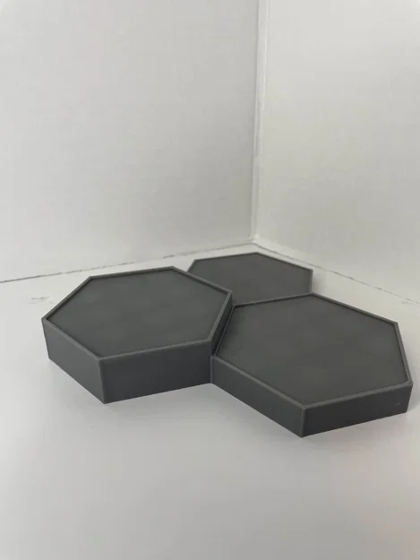 Đế trưng bày 3 mô hình hành động (Tripple Action Figure Stand) - Image 3