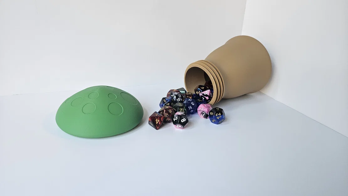 Hũ đựng xúc xắc DND hình nấm (Mushroom DND Dice Holder) - Image 1