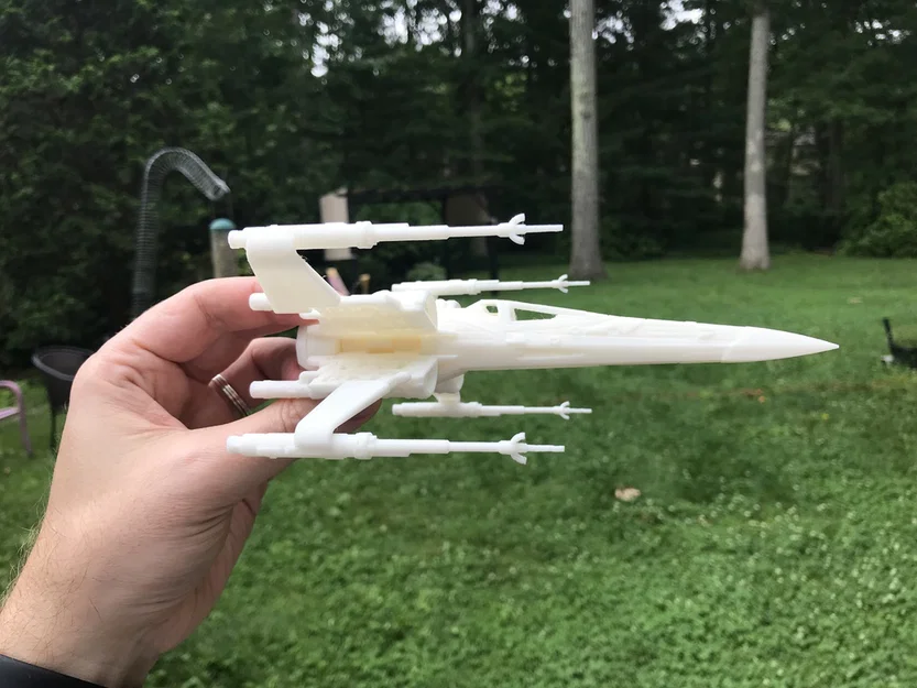 Incom T-70 X-Wing Starfighter - tỉ lệ 1/64 - Image 1