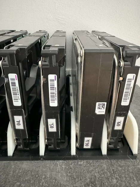 Khay giữ ổ cứng 3.5" (3.5" HDD holder) - Image 4