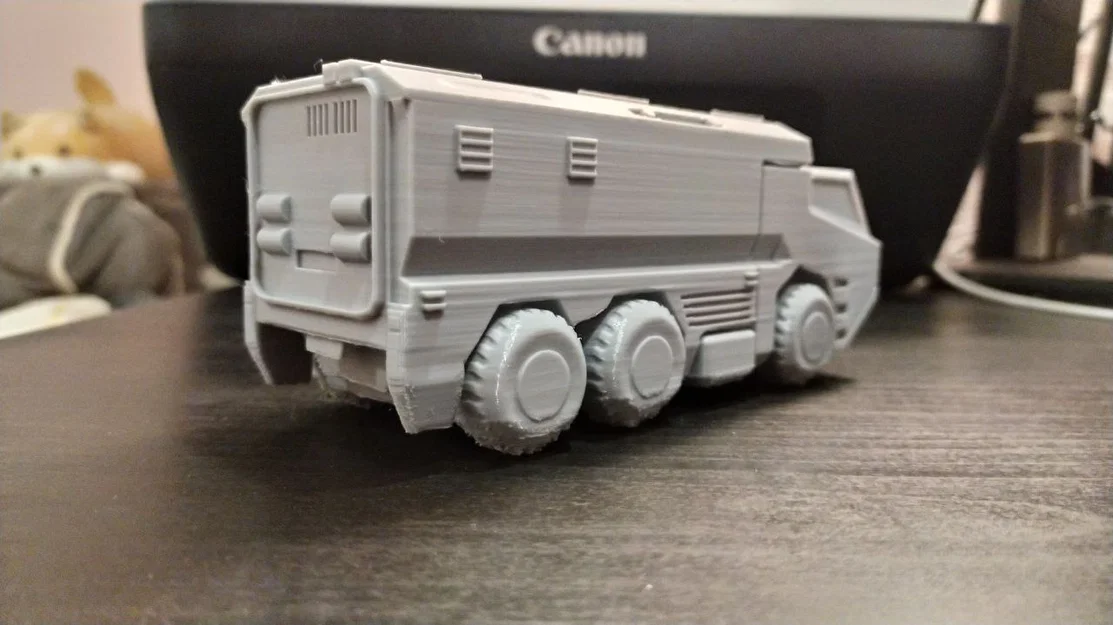 Cyberpunk 2077 BEHEMOTH – Xe vận tải bọc thép Militech - Image 2